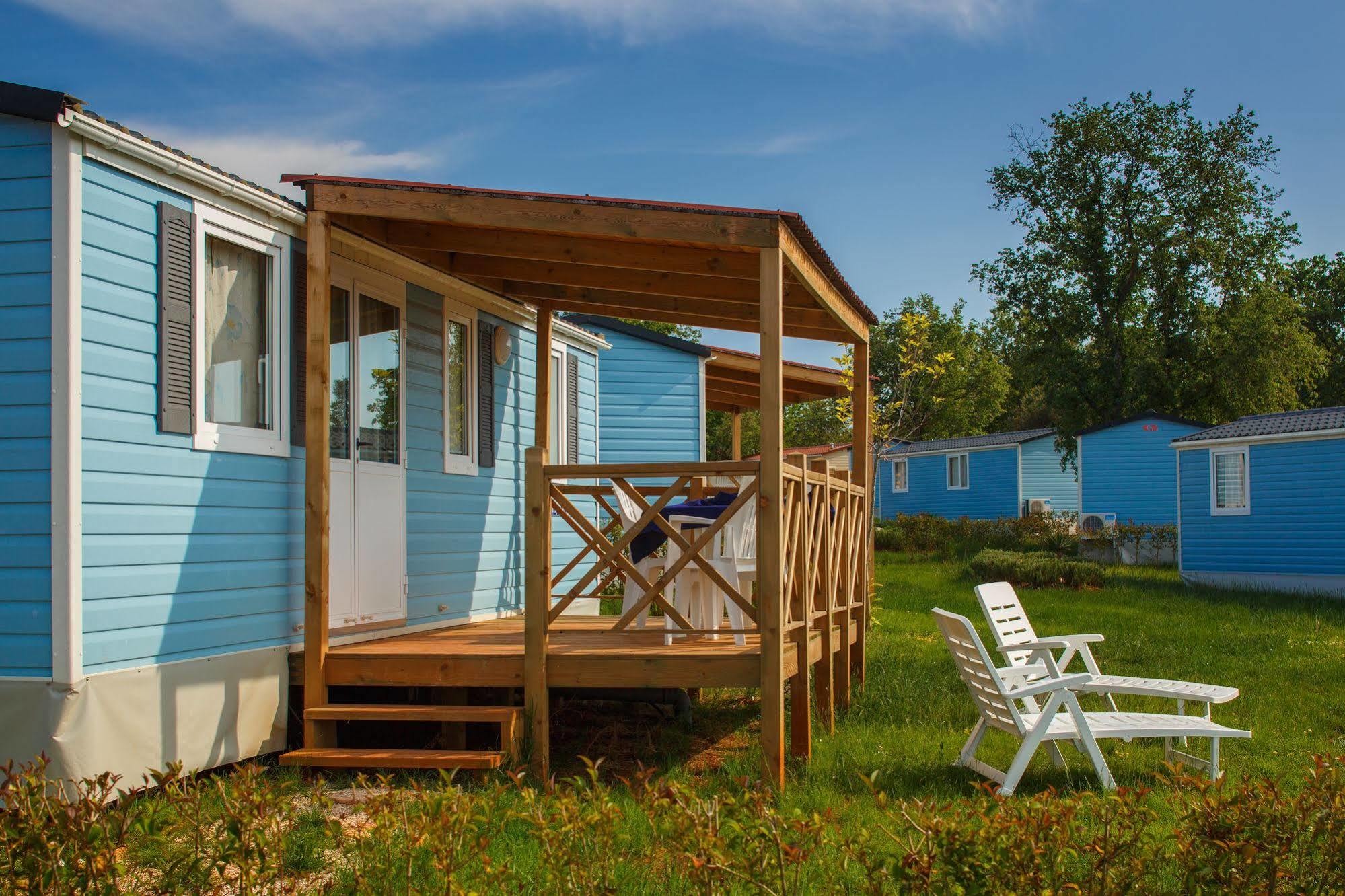 Solaria Mobile Homes Camp Park Umag Karigador Exterior foto
